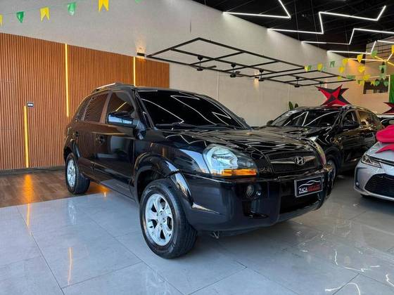 HYUNDAI TUCSON 2.0 MPFI GLS 16V 143CV 2WD FLEX 4P AUTOMÁTICO HYUNDAI TUCSON 2.0 MPFI GLS 16V 143CV 2WD FLEX 4P AUTOMÁTICO